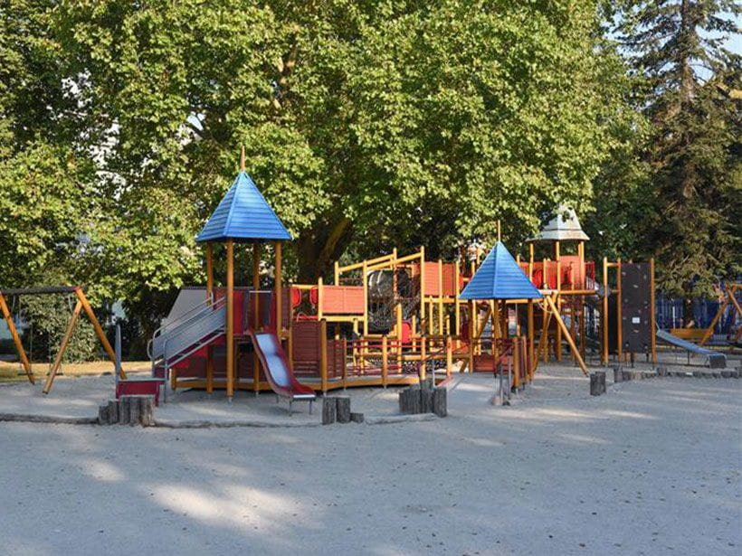 Linz Volksgarten Spielplatz Übersicht