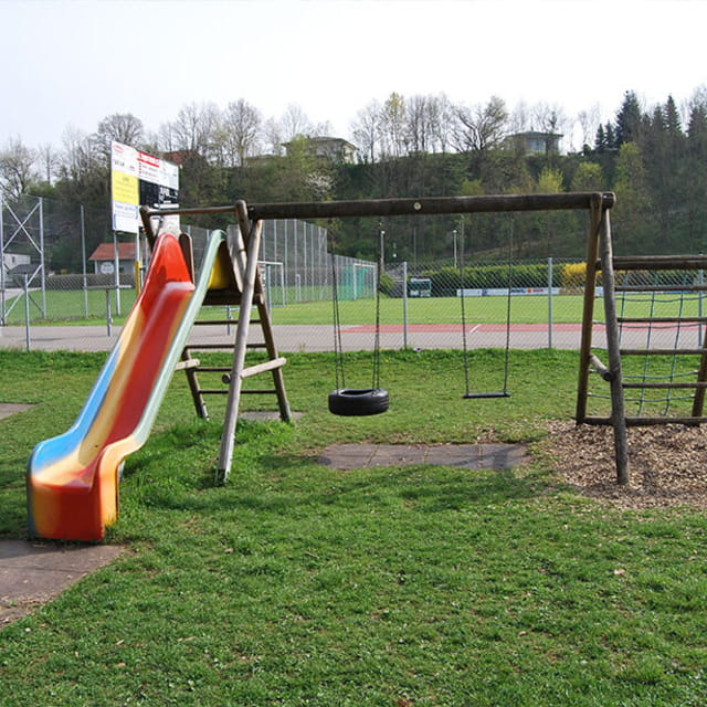 Foto von Spielplatz Steinerkirchen an der Traun, Sportanlage