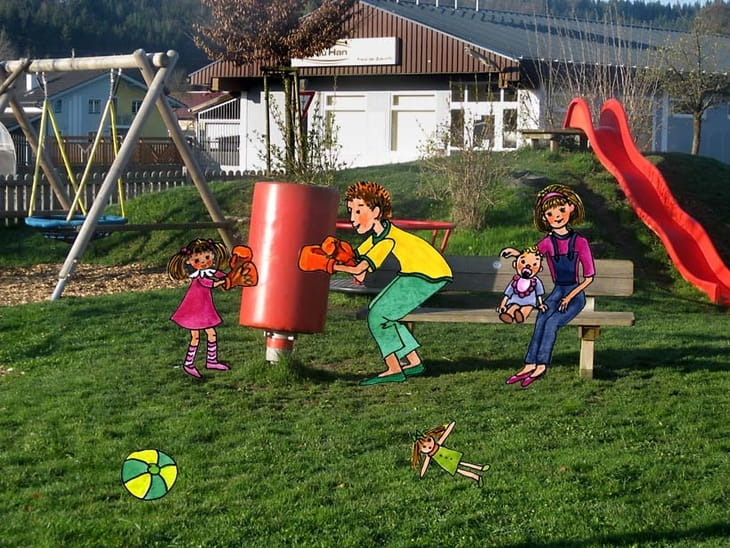 Lengau, Schneegattern, Spielplatz Boxsack mit Illustration