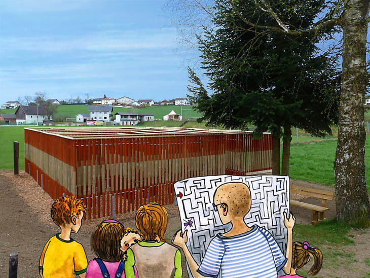 Neukirchen an der Vöckla Spielplatz, Labyrinth mit Illustrationen