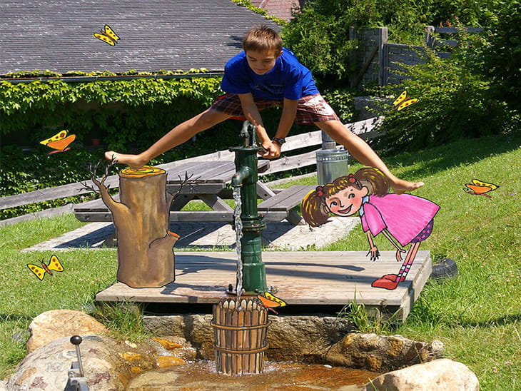 Sankt Johann am Walde Spielplatz mit Illustration