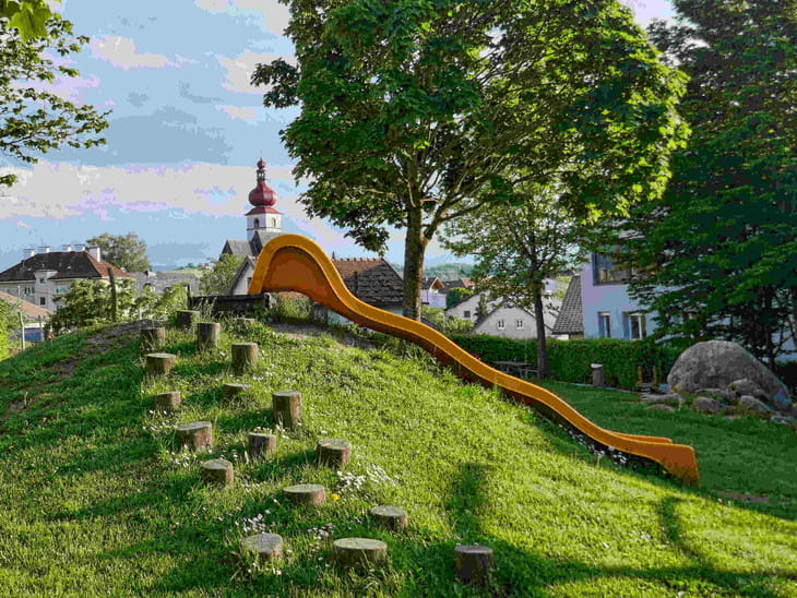 Waldneukirchen Spielplatz Rutsche