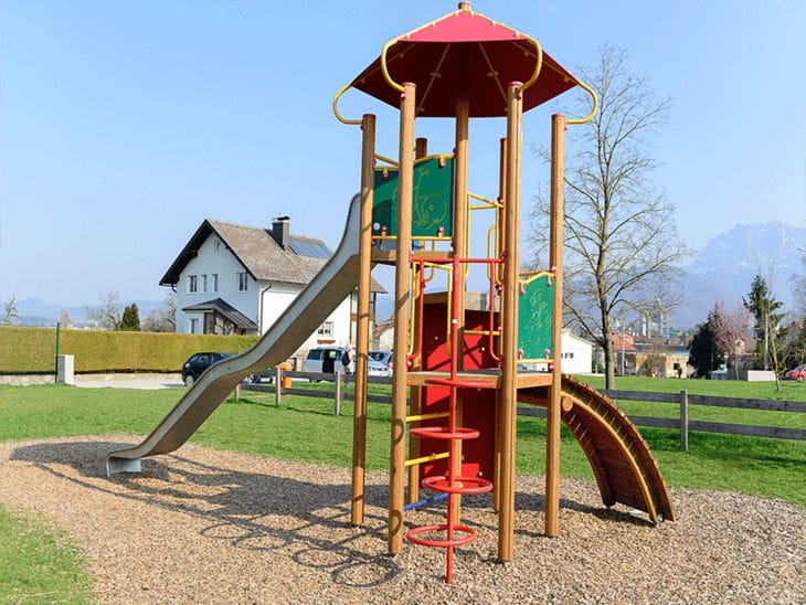 Pinsdorf Spielplatz Spielturm