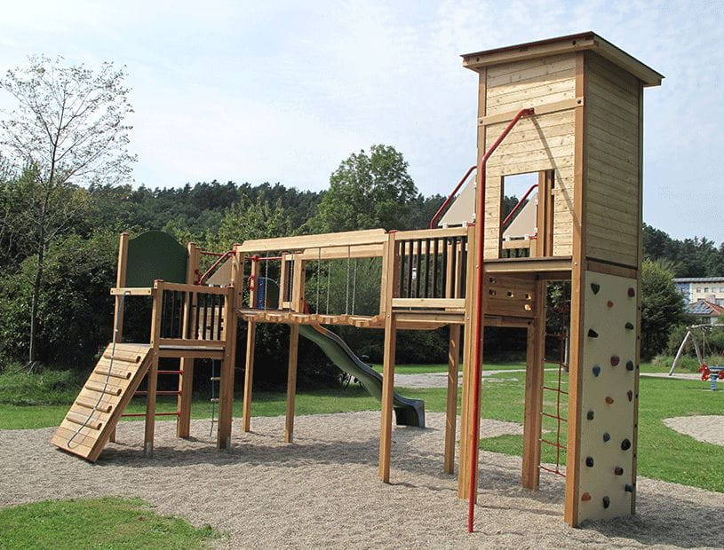 Gallneukirchen Spielplatz Kletterturm