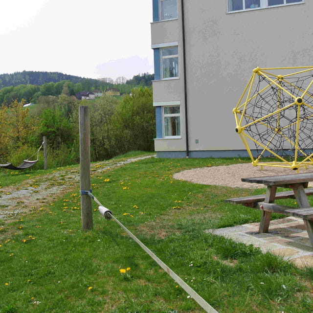 Foto von Spielplatz Peilstein im Mühlviertel, Schule