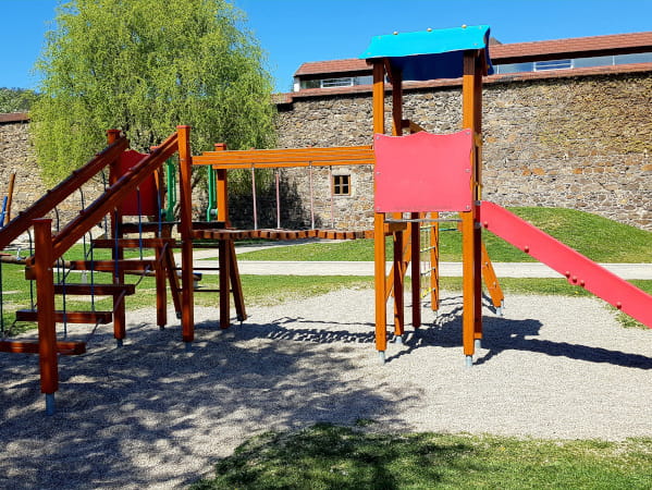 Spielplatz Stadtmauer Steyregg