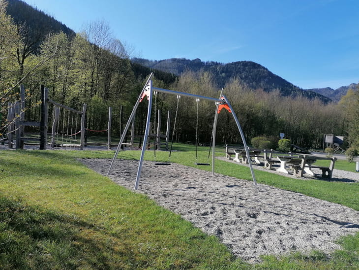 Spielplatz Scharnstein am Skaterplatz, Überblick