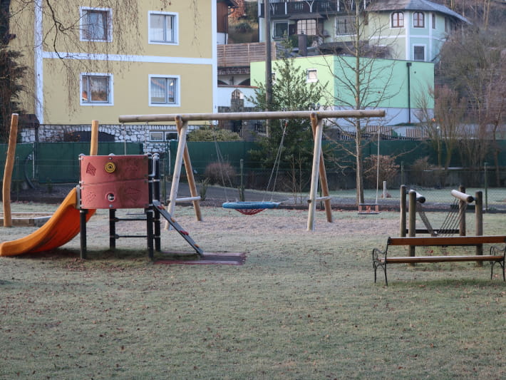 Spielplatz Seewalchen, Überblick