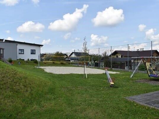Spielplatz Riedau, Pomedt