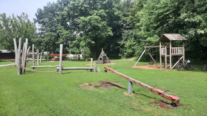 Spielplatz Schwanenstadt Sparkassenpark, Überblick