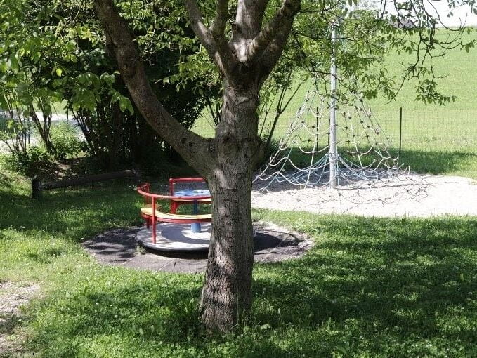 Spielplatz Engerwitzdorf Fiedlhofweg, Überblick