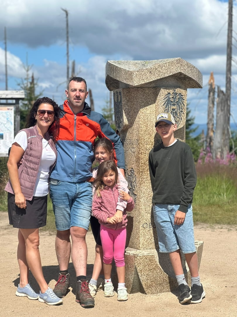 Familywanderung vom (Wlan-freien)Urlaub im Waldhäusl(Mühlviertel) rauf zum Dreiländereck.TOLL wars!
