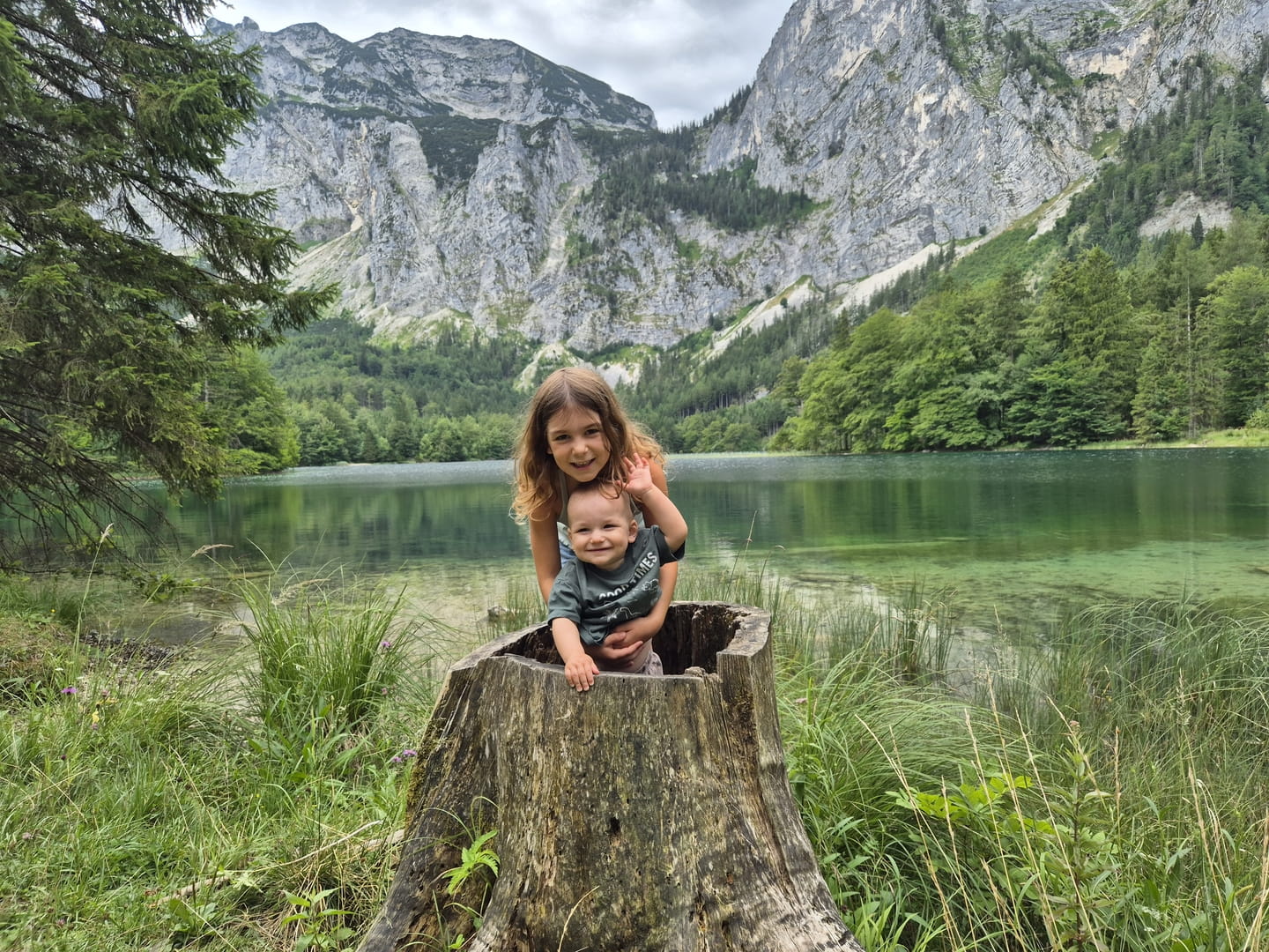 Offline wandern am Langbathsee