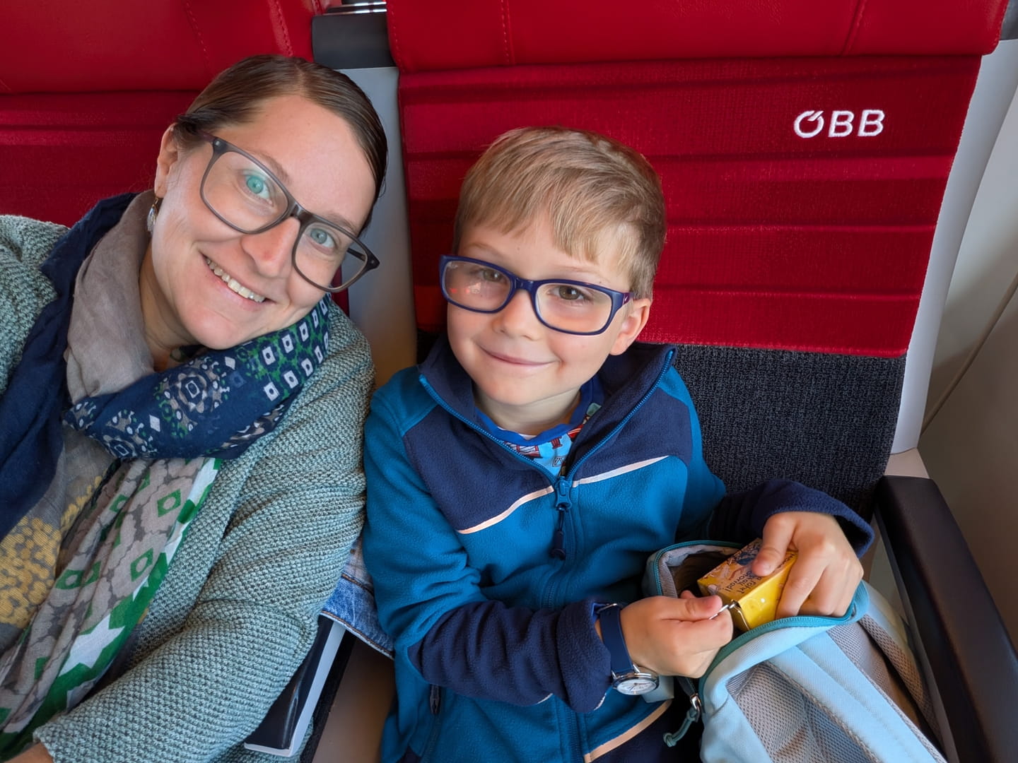 Unterwegs mit der ÖBB von Klaus nach Linz - gemütliche Familienzeit: