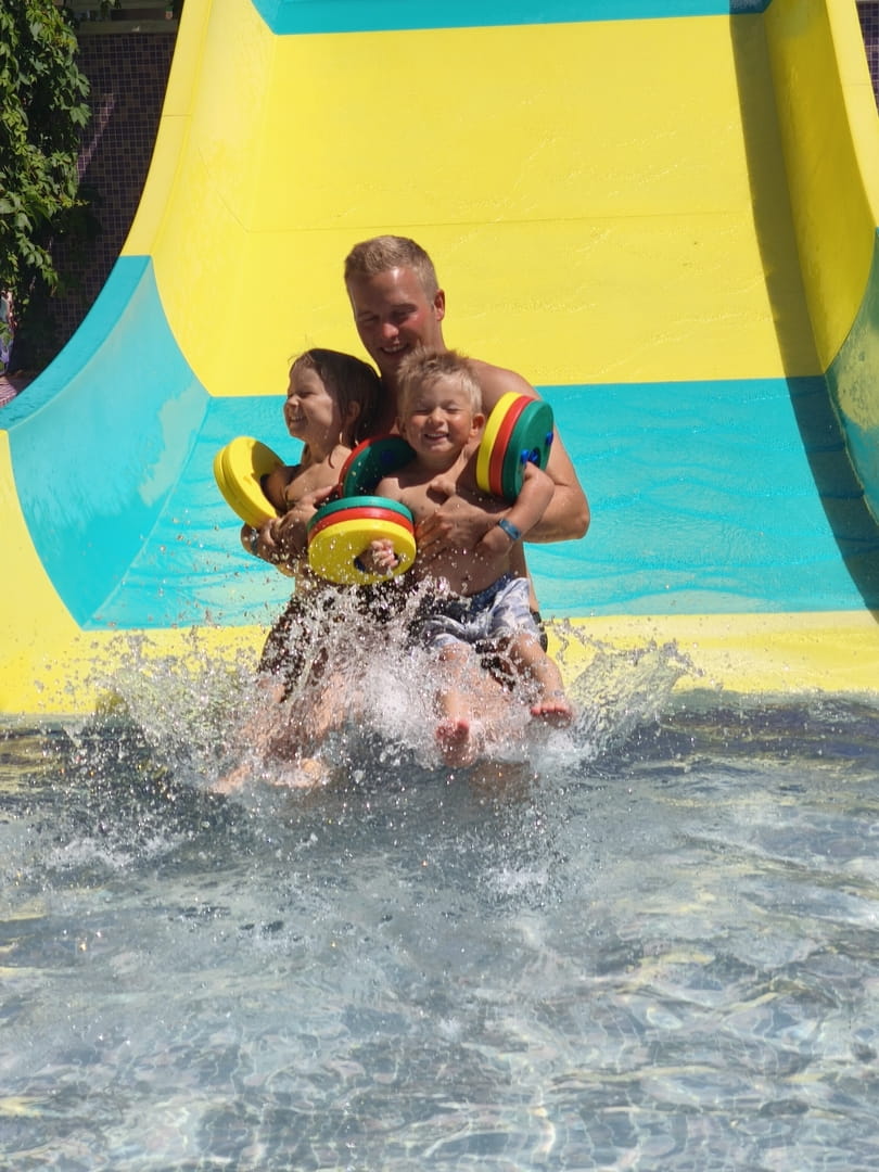 Happy Kids - Happy Life