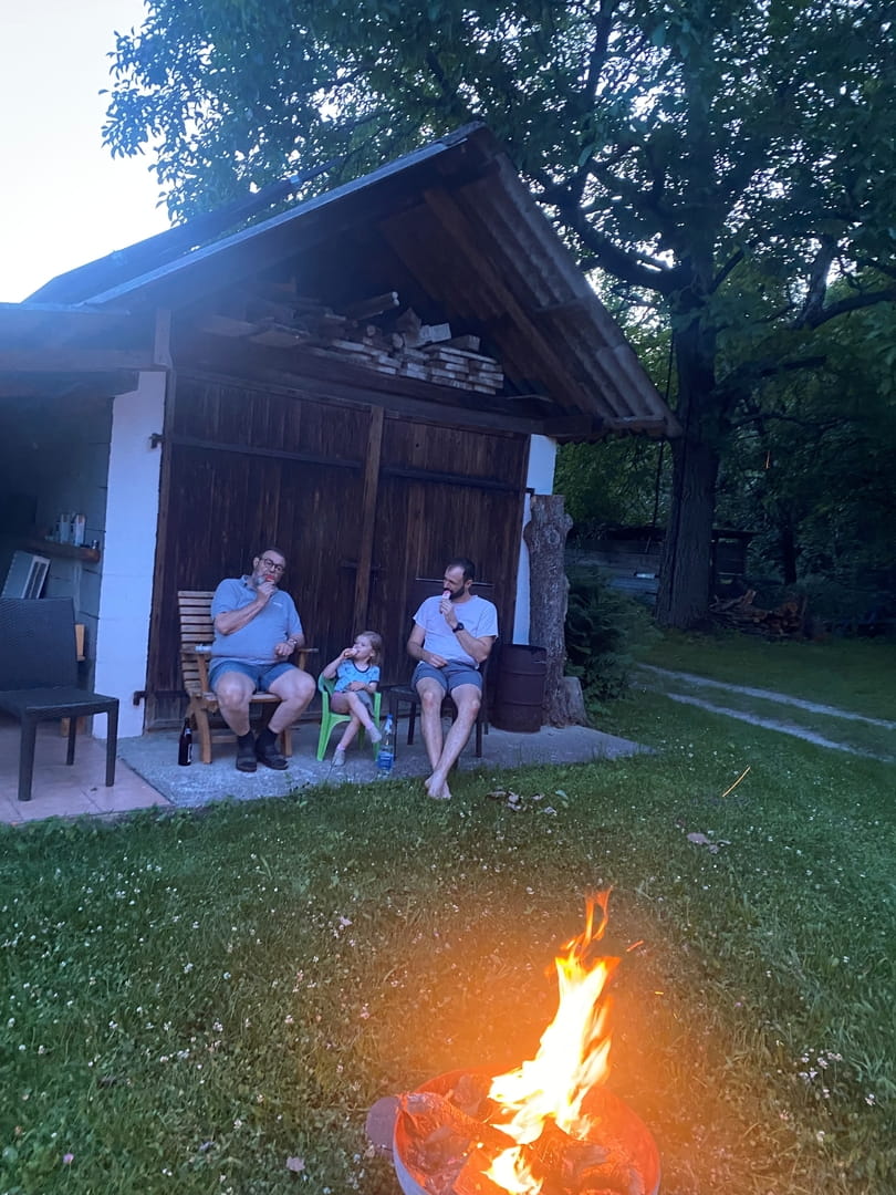Lagerfeuer & Eis Sommerabend