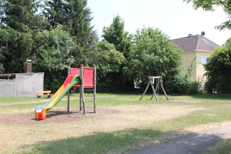 Stadl Paura, Renner-Straße