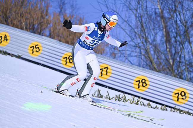 Ermäßigt am 25. Februar zum Damen Weltcup Skispringen Hinzenbach