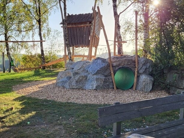 Niederkappel Spielplatz, Kriechtunnel