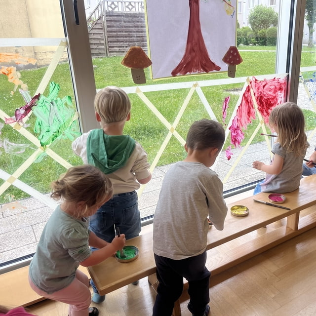 Nachmittagsspielgruppe "KUNTERBUNTE SPIELZEIT"