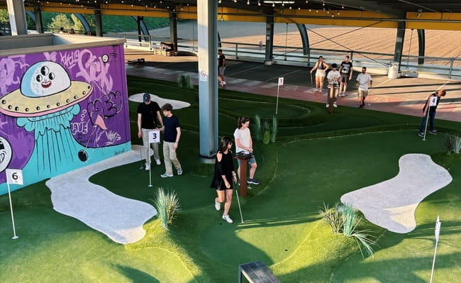 Foto zum Highlight RUFF Mini Golf