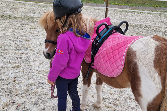 Kind mit Pony