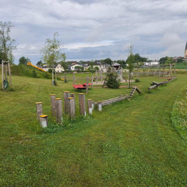 Foto von Spielplatz Allhaming, Sportplatzstraße