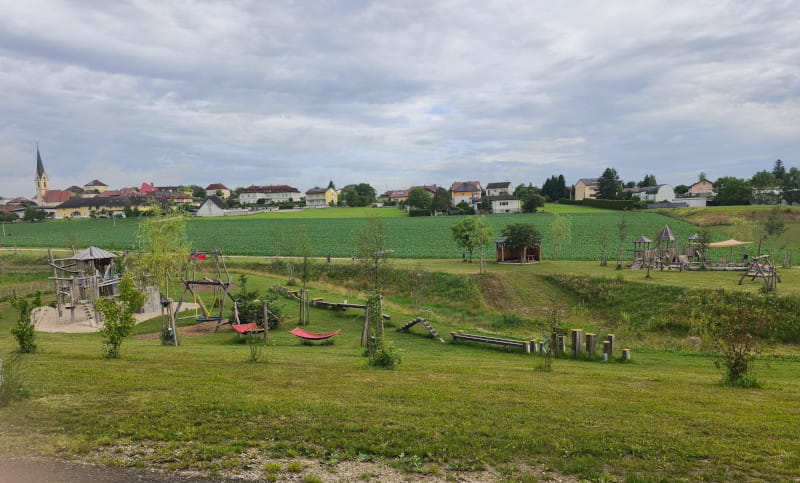 Foto von Spielplatz Allhaming, Sportplatzstraße